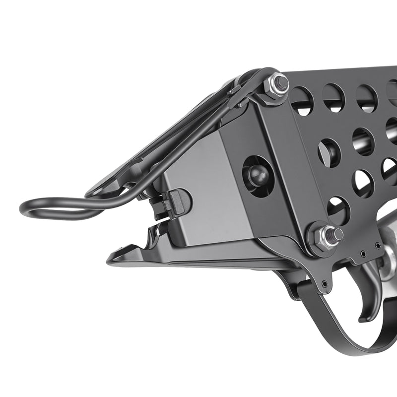 Close-up of the jaw of Meite USA MTC560 14Ga 1-1/2" Crown Pneumatic Hog Ringer in white background