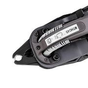 Detailed view of close jaw with rings of meite USA MTHC45 11Ga Manual Hog Ring Plier in white background